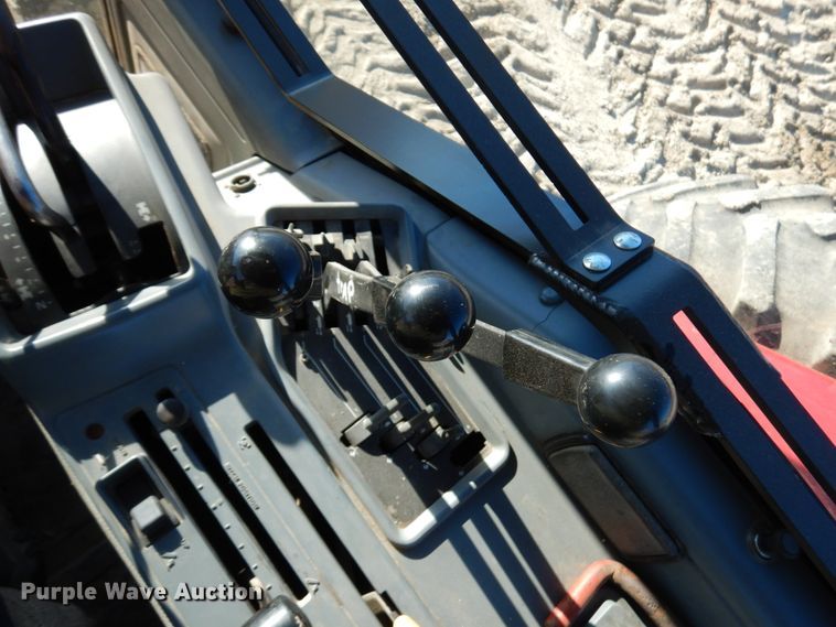 image for item HD9244 1988 Case IH 7120  MFWD tractor