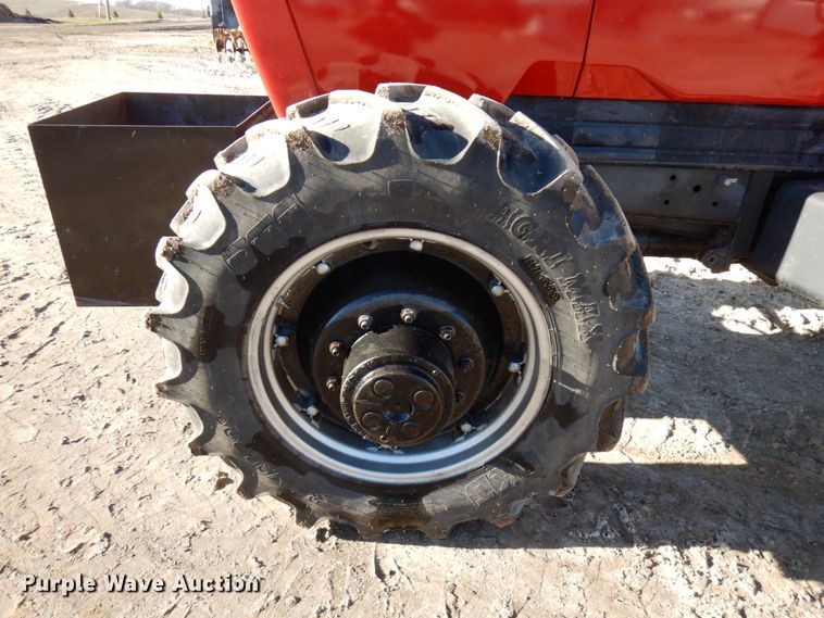 image for item HD9244 1988 Case IH 7120  MFWD tractor