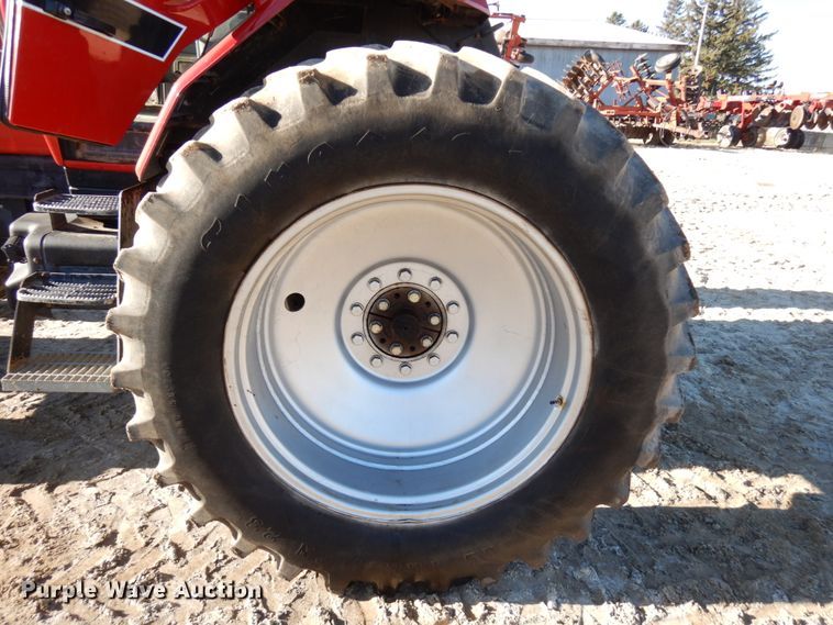 image for item HD9244 1988 Case IH 7120  MFWD tractor