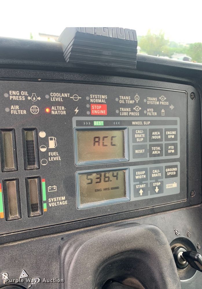 image for item HD9244 1988 Case IH 7120  MFWD tractor