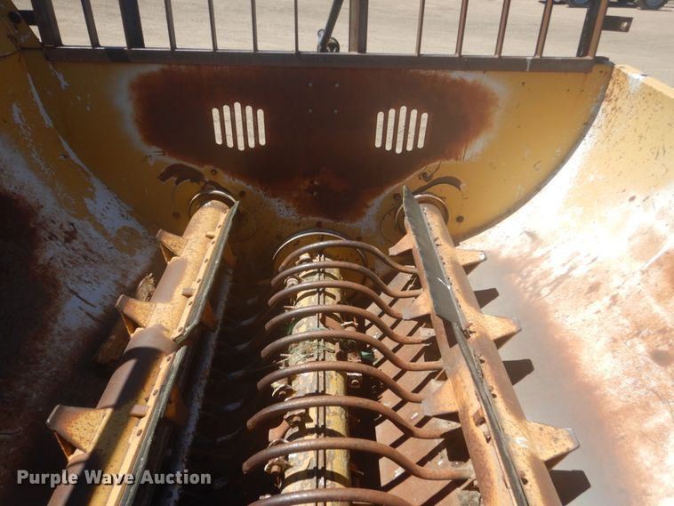 image for item HE9704 2004 Vermeer Top Gun   straw blower