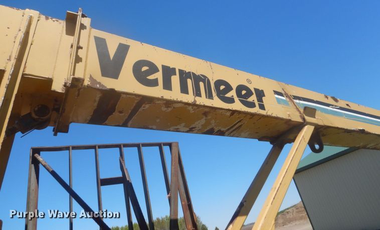 image for item HE9704 2004 Vermeer Top Gun   straw blower