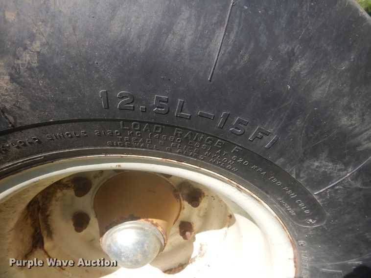 image for item HE9704 2004 Vermeer Top Gun   straw blower