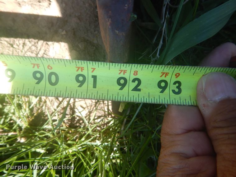 image for item HE9705 John Deere 740  loader