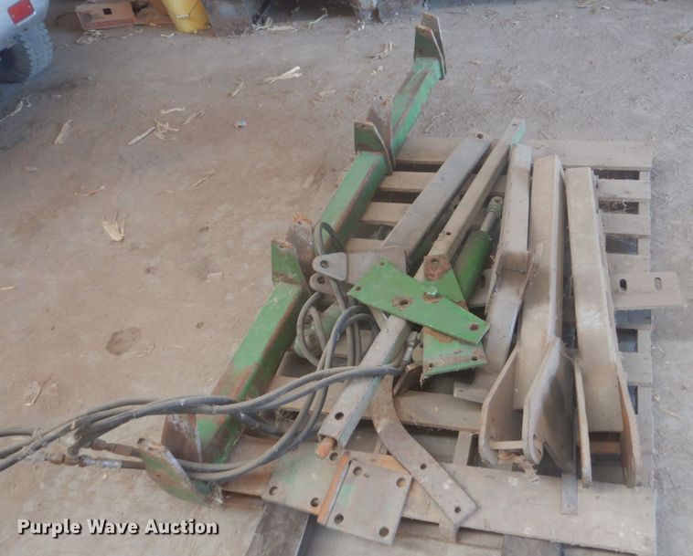 image for item HE9705 John Deere 740  loader