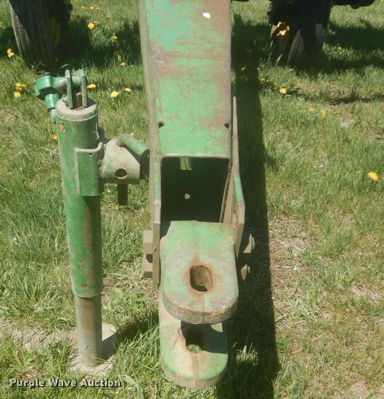 image for item HE9710 John Deere P7000  planter