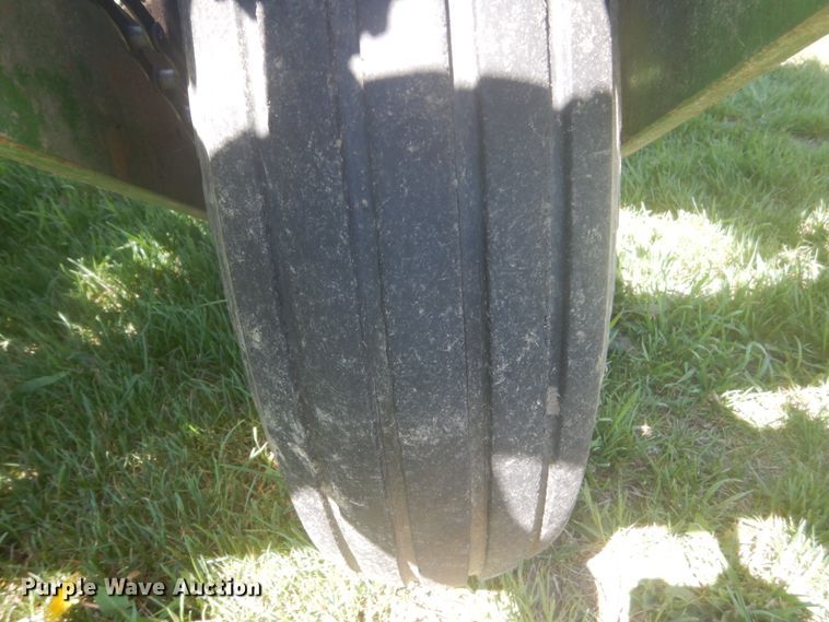 image for item HE9710 John Deere P7000  planter