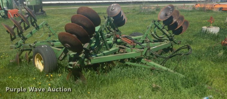 image for item HE9712 John Deere H1120  tandem disk