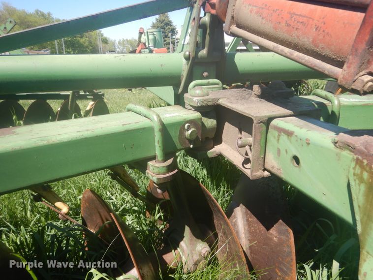 image for item HE9712 John Deere H1120  tandem disk