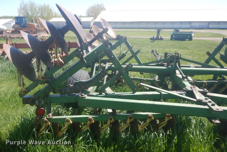 image for item HE9712 John Deere H1120  tandem disk