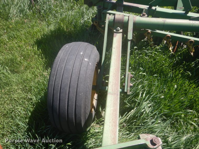image for item HE9712 John Deere H1120  tandem disk