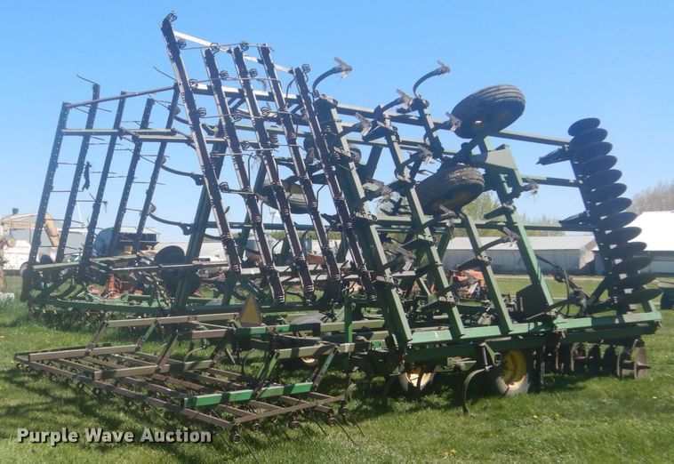 image for item HE9713 John Deere 722  mulcher finisher