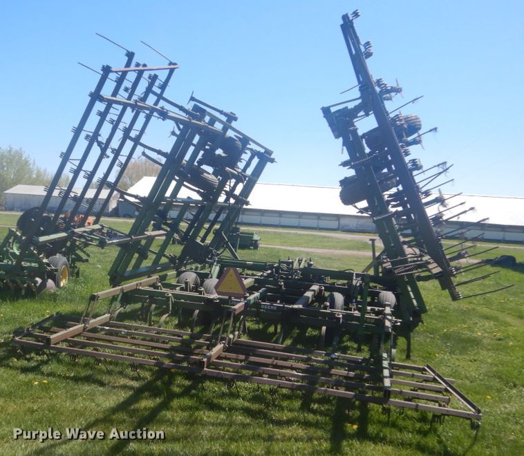 image for item HE9713 John Deere 722  mulcher finisher