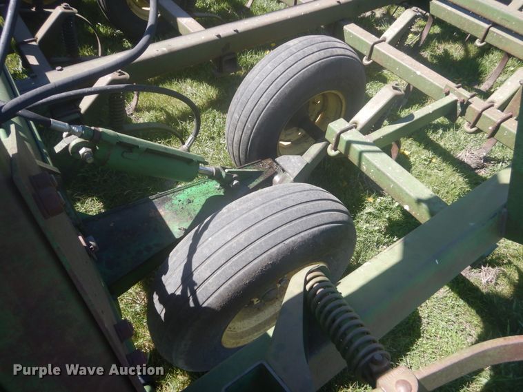 image for item HE9713 John Deere 722  mulcher finisher