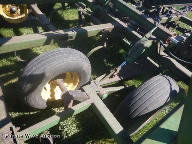 image for item HE9713 John Deere 722  mulcher finisher