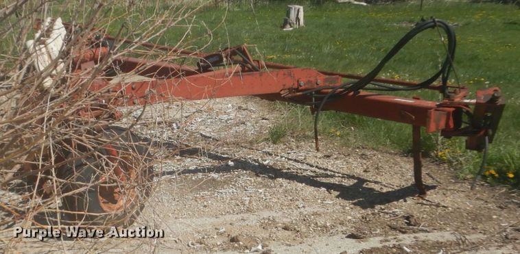 image for item HE9716 International 710  seven bottom plow