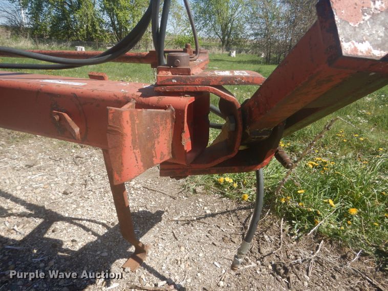 image for item HE9716 International 710  seven bottom plow