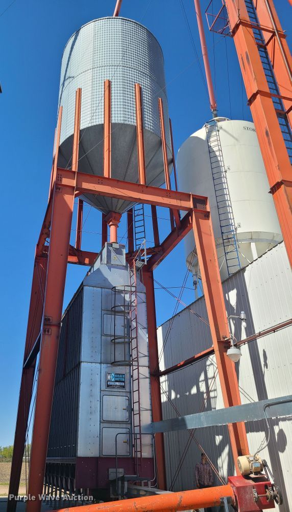 image for item HE9719 M-C 1080  grain dryer