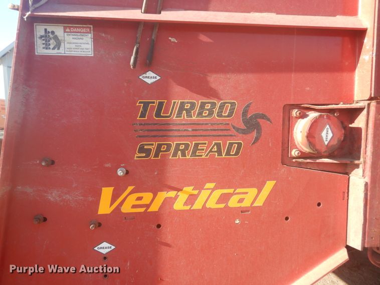 image for item HE9720 Meyer XTS2400  manure spreader