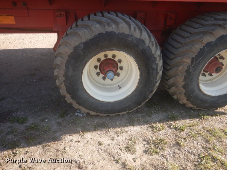 image for item HE9720 Meyer XTS2400  manure spreader