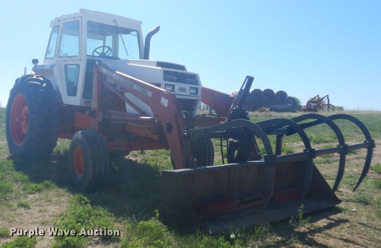 image for item HE9740 1979 Case 2390  tractor