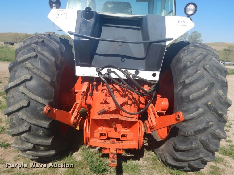image for item HE9740 1979 Case 2390  tractor