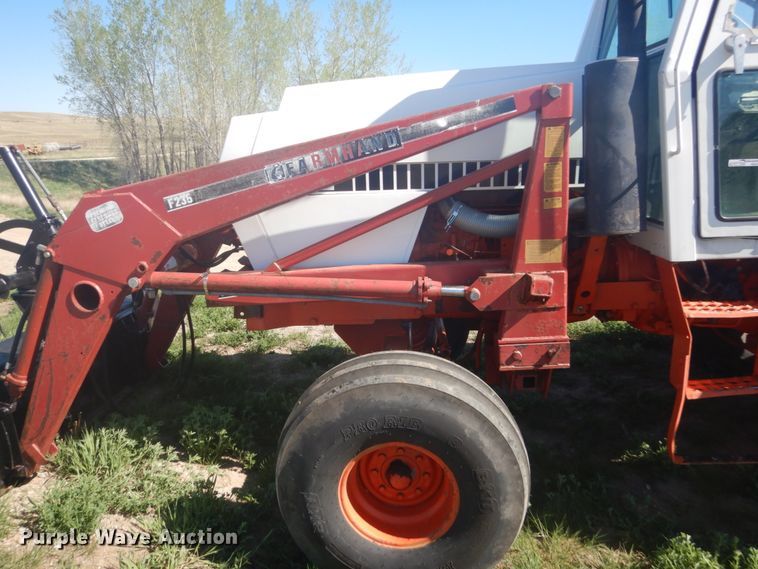 image for item HE9740 1979 Case 2390  tractor