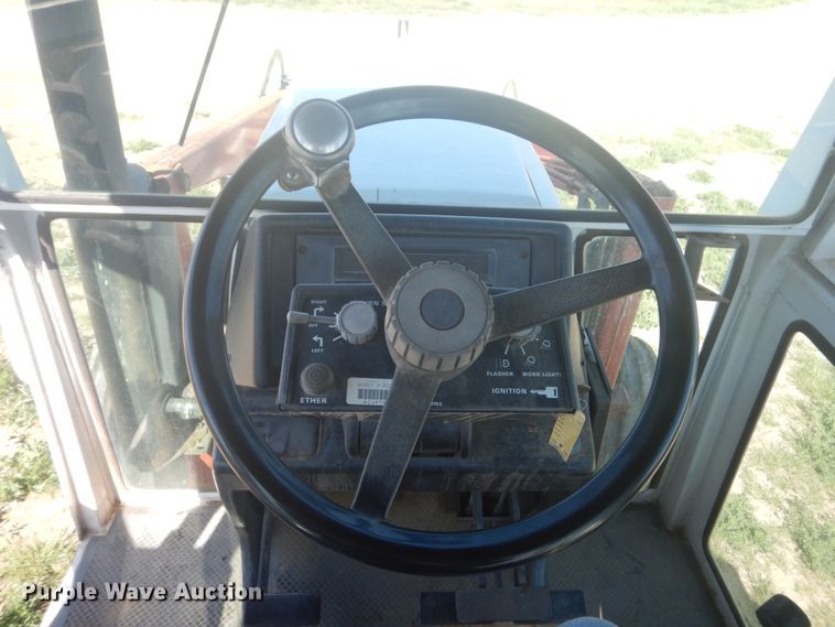 image for item HE9740 1979 Case 2390  tractor