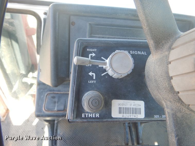 image for item HE9740 1979 Case 2390  tractor