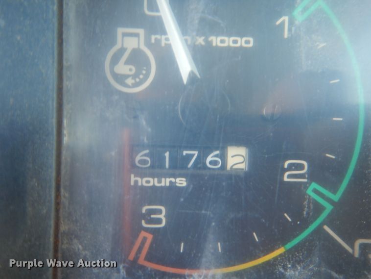 image for item HE9740 1979 Case 2390  tractor