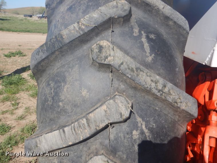 image for item HE9740 1979 Case 2390  tractor