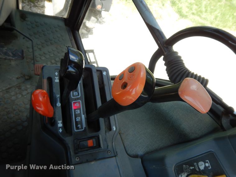 image for item HO9479 1993 Ford 8240  MFWD tractor