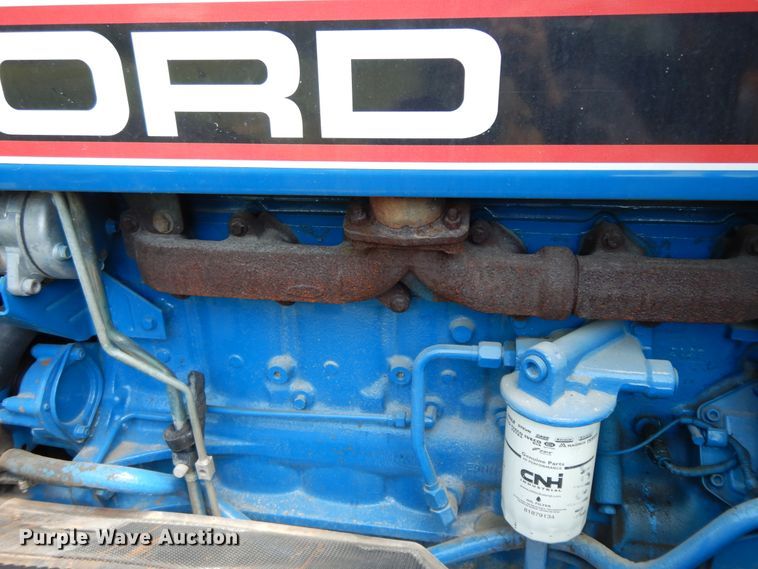 image for item HO9479 1993 Ford 8240  MFWD tractor