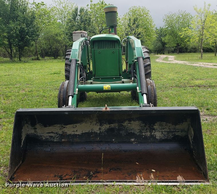 image for item HO9482 John Deere 4020  tractor