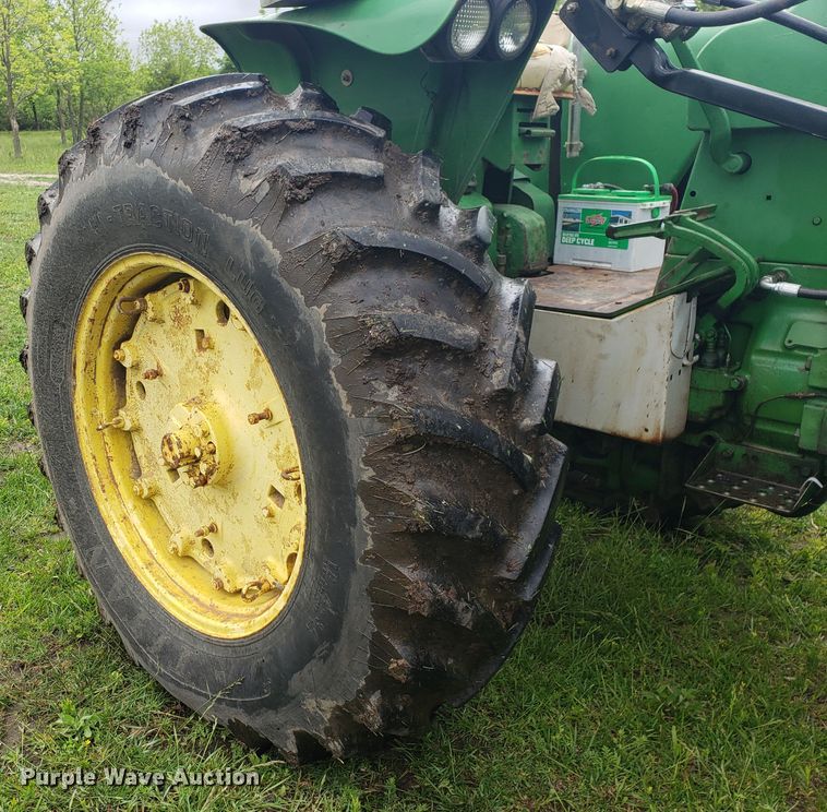 image for item HO9482 John Deere 4020  tractor