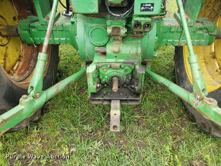 image for item HO9482 John Deere 4020  tractor