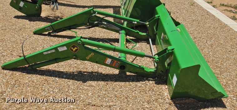 image for item HQ9256 John Deere D170  loader