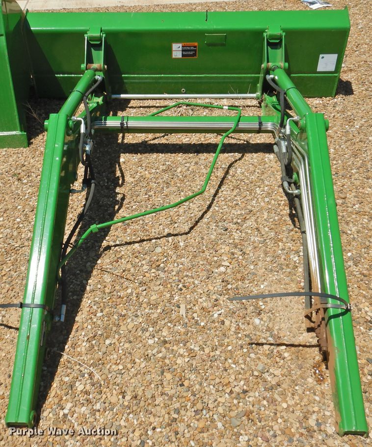 image for item HQ9256 John Deere D170  loader