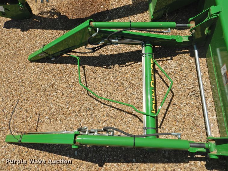 image for item HQ9256 John Deere D170  loader