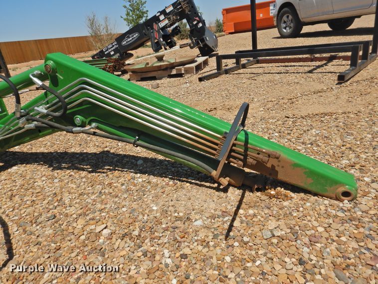 image for item HQ9256 John Deere D170  loader