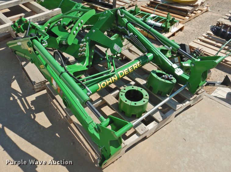 image for item HQ9260 John Deere D170  loader