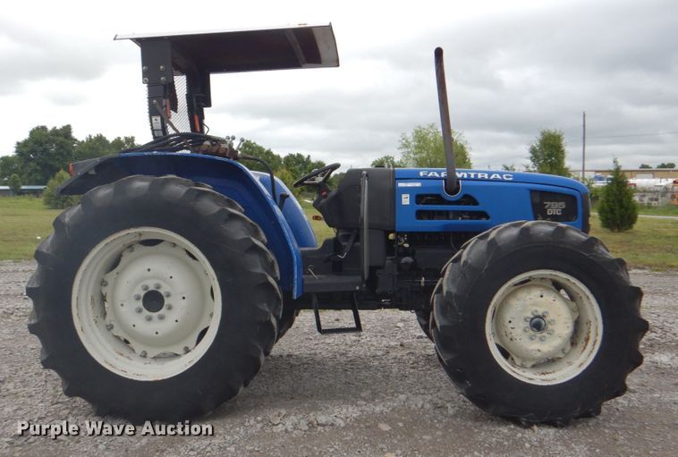 image for item HT9265 2005 Farmtrac 795DTC  MFWD tractor