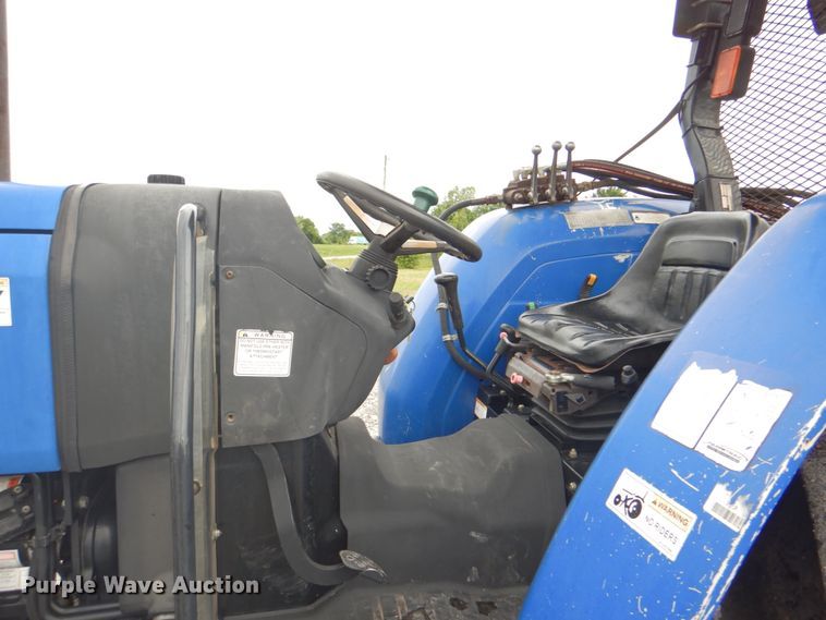 image for item HT9265 2005 Farmtrac 795DTC  MFWD tractor