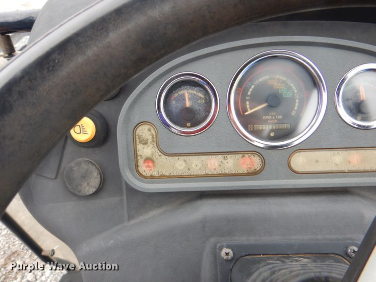 image for item HT9265 2005 Farmtrac 795DTC  MFWD tractor