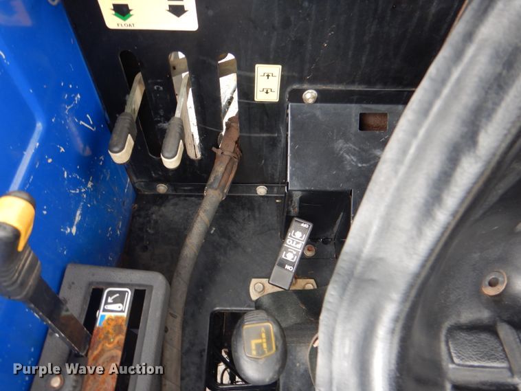 image for item HT9265 2005 Farmtrac 795DTC  MFWD tractor