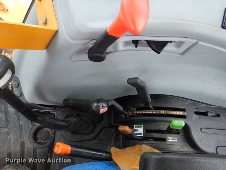 image for item HX9223 New Holland T5060  tractor