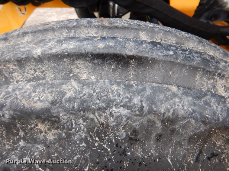 image for item HX9223 New Holland T5060  tractor