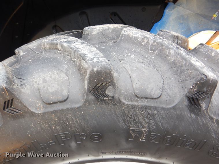 image for item HX9223 New Holland T5060  tractor