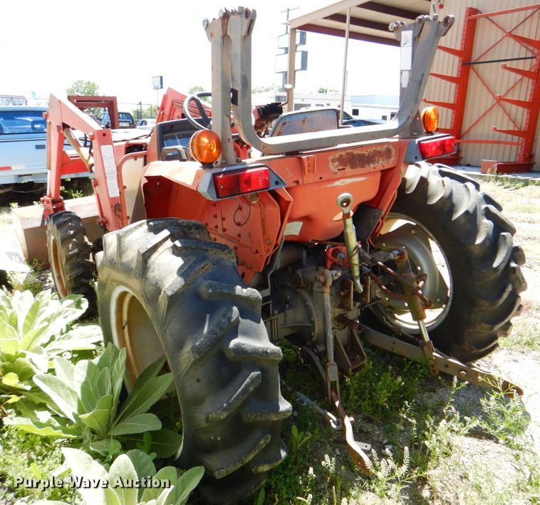 image for item IA9769 Massey Ferguson 1250  tractor