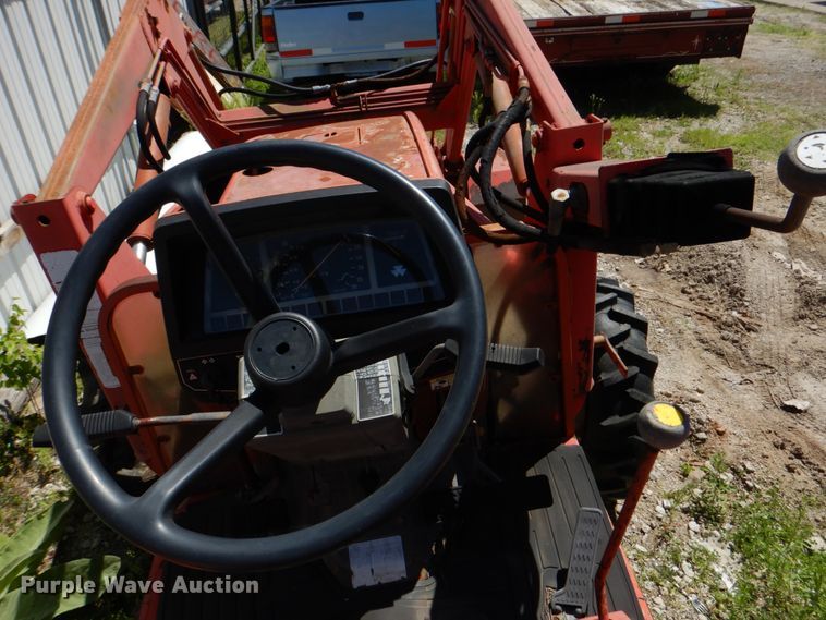 image for item IA9769 Massey Ferguson 1250  tractor